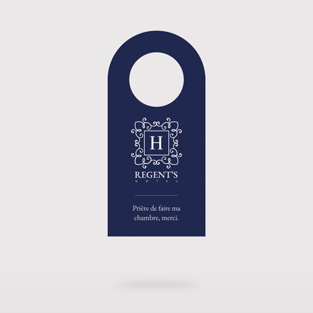 Accroche porte personnalisé – un support original pour capter l’attention. Accroche porte personnalisé