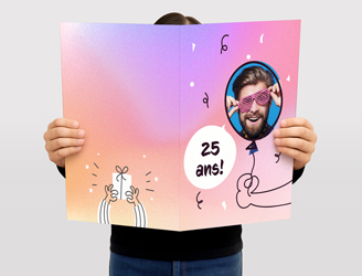 La carte anniversaire géante est un support grand format original et personnalisé, idéal pour marquer l’événement avec un message fort, des photos et une présentation pleine d’émotion.